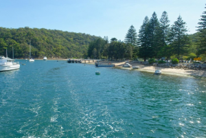 Boat hire Pittwater The Basin