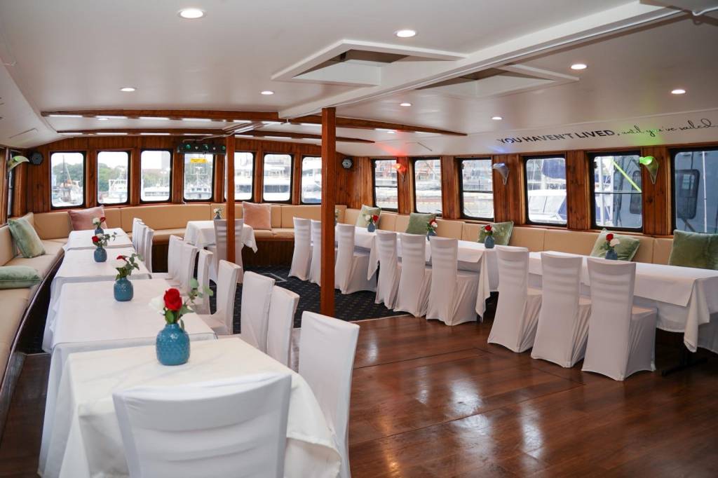 Sydney Oprah House Boat Boat Charter Sydney