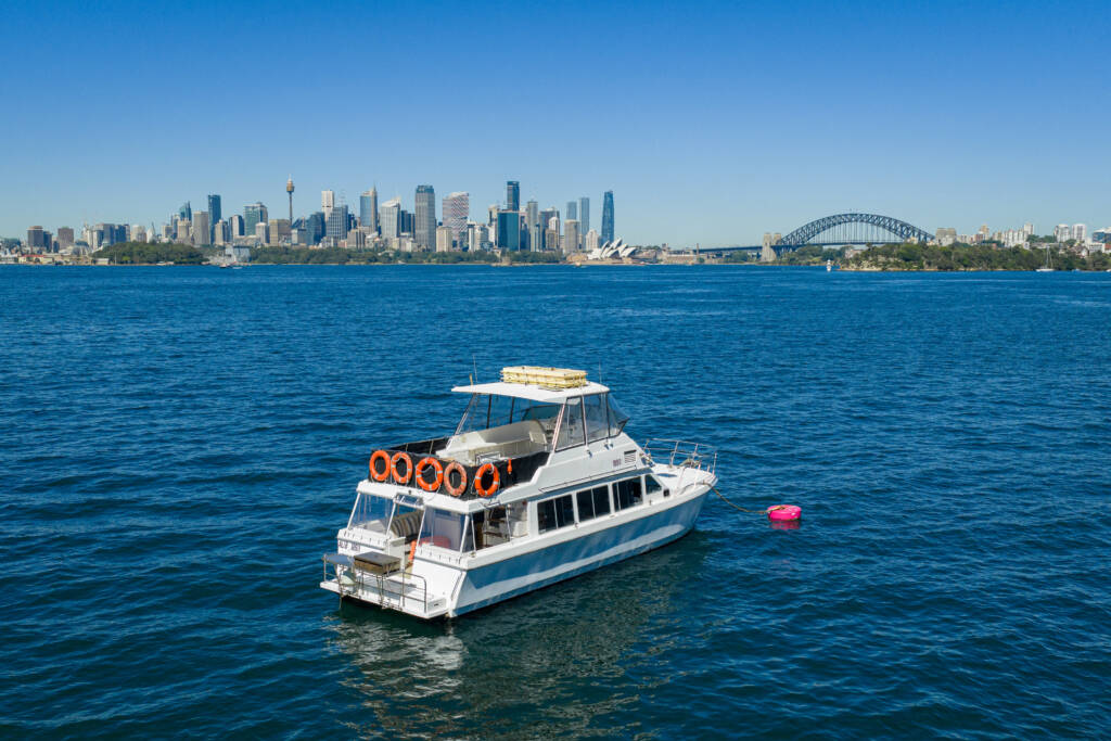 Rear End Boat Charter Boat Rental Sydney