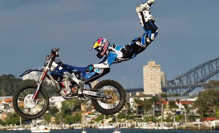 Xtreme Motor Bikes on the Harbour