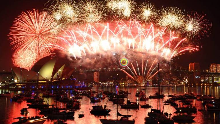 Have Your 2020 New Year’s Eve Celebration This Year On a Yacht