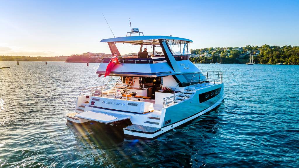 Rear End Boat Charter Boat Rental Sydney