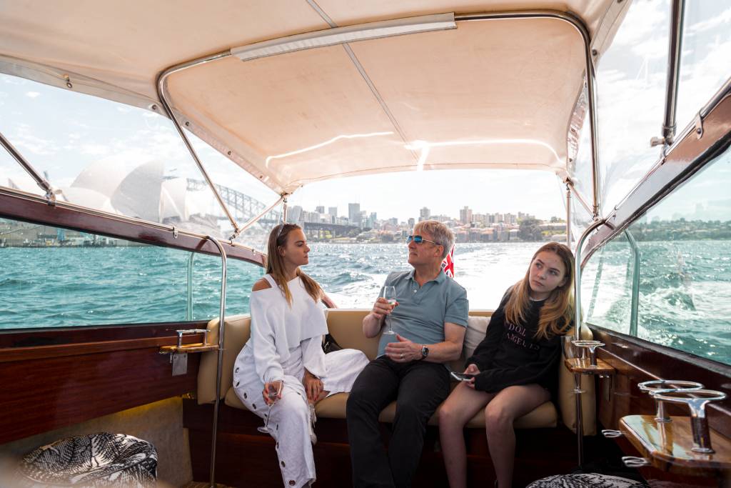 Boat Hire Sydney Friends on Boat