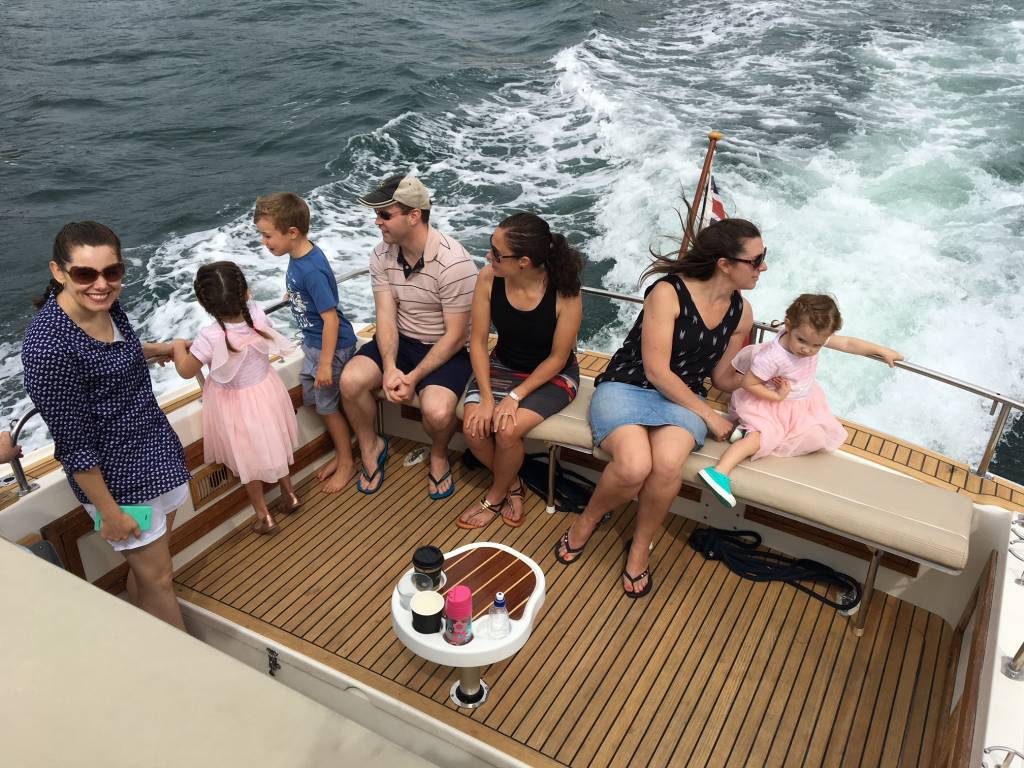 Friends on Boat Boat Hire Sydney