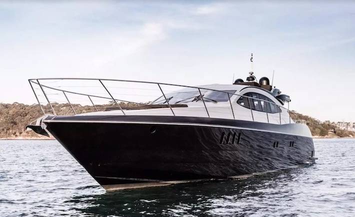 Privacy Luxury Boat Charter