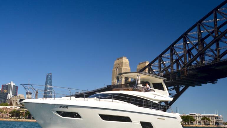 The Ribbon Boat (55ft Motor Yacht)